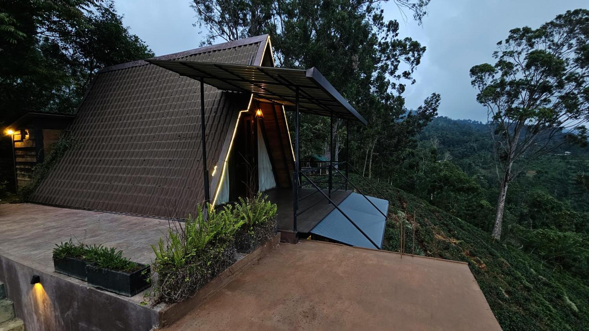 The Backyard Balangoda Extérieur photo